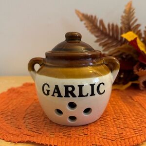 Vintage Brown and White Garlic Keeper